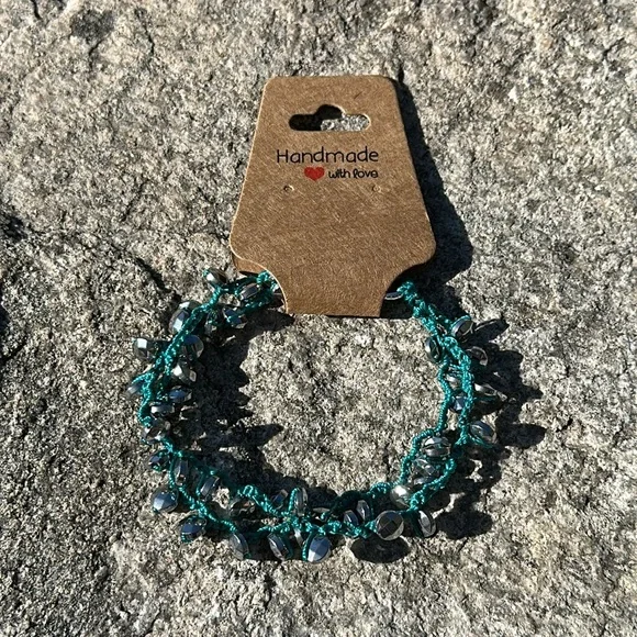 Hematite charm bracelet - Picture 7 of 9